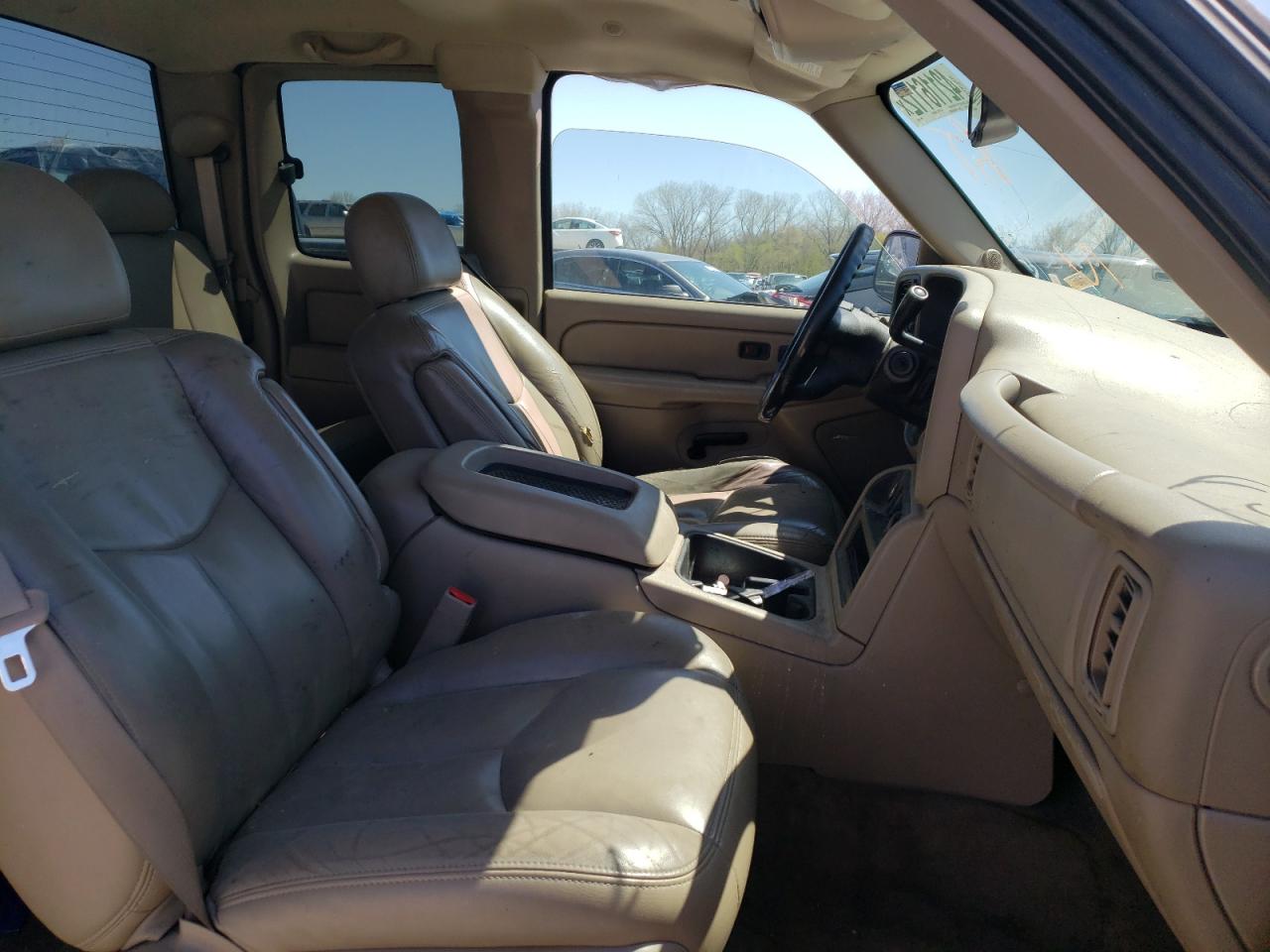 Photo 5 from auction – 2005 CHEVROLET SILVERADO with VIN 1GCEK19B45E189854