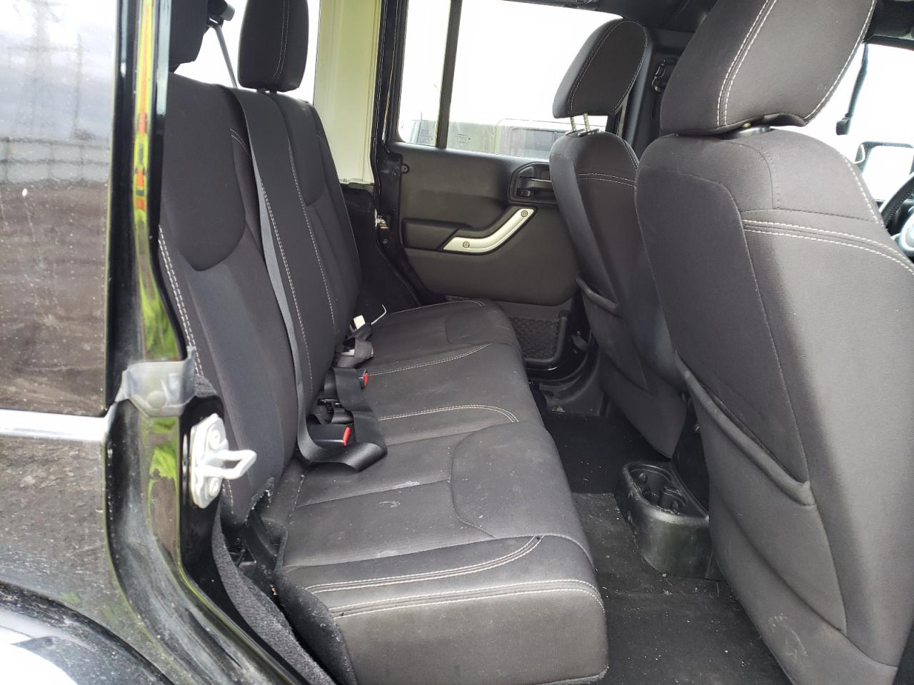 Photo 6 from auction – 2016 JEEP WRANGLER U with VIN 1C4BJWEG3GL220126