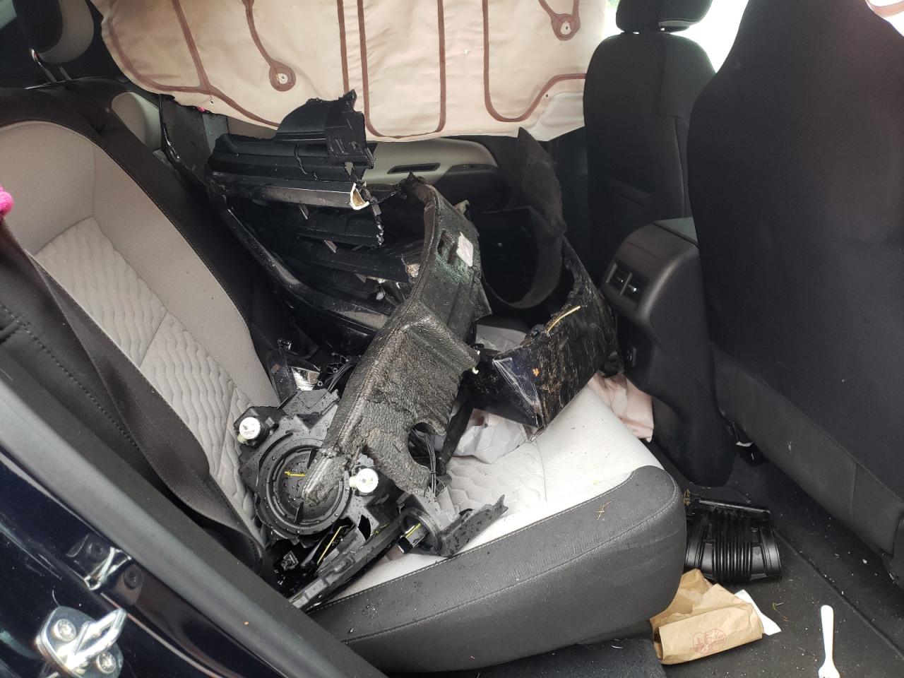 Photo 6 from auction – 2020 CHEVROLET EQUINOX LS with VIN 3GNAXHEV5LS724614