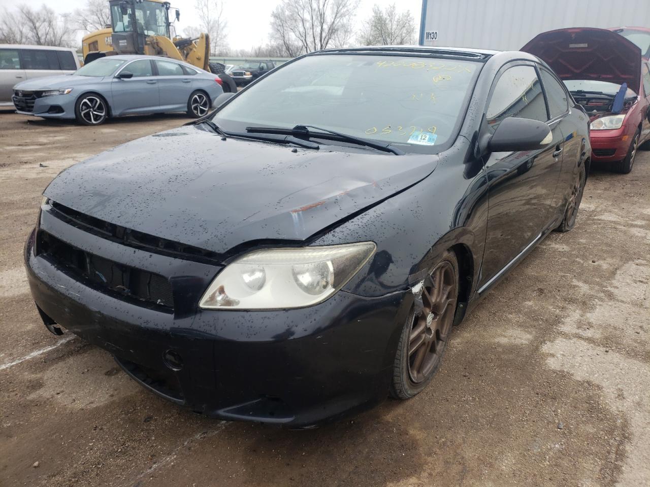 Photo 2 from auction – 2005 TOYOTA SCION TC with VIN JTKDE177250053729