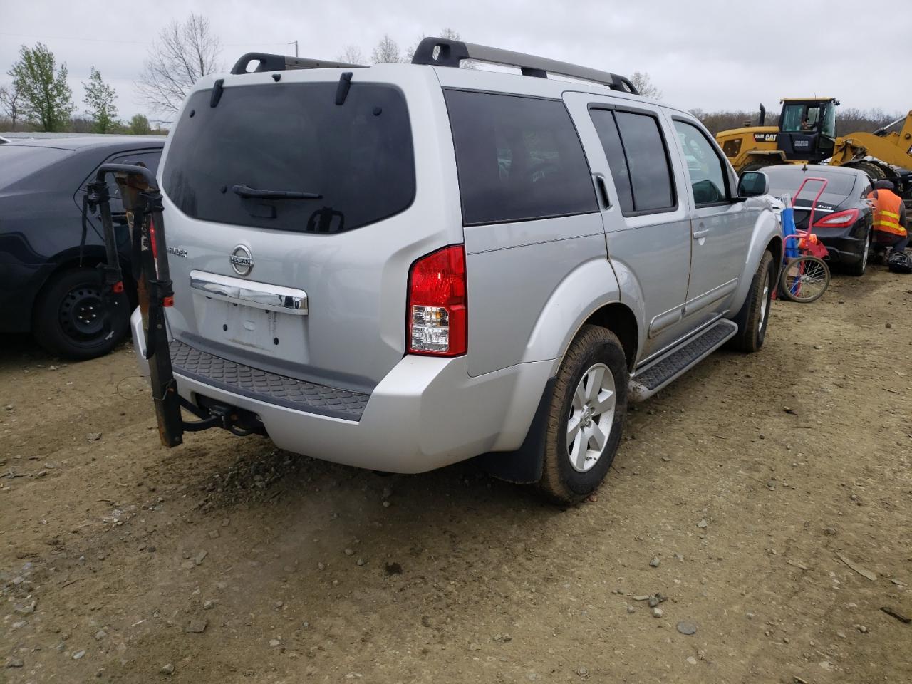 Photo 4 from auction – 2011 NISSAN PATHFINDER with VIN 5N1AR1NB9BC614276