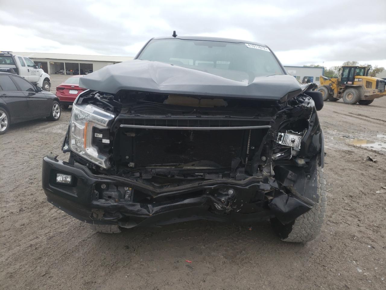 Photo 9 from auction – 2018 FORD F150 SUPER with VIN 1FTEW1E5XJFC13101