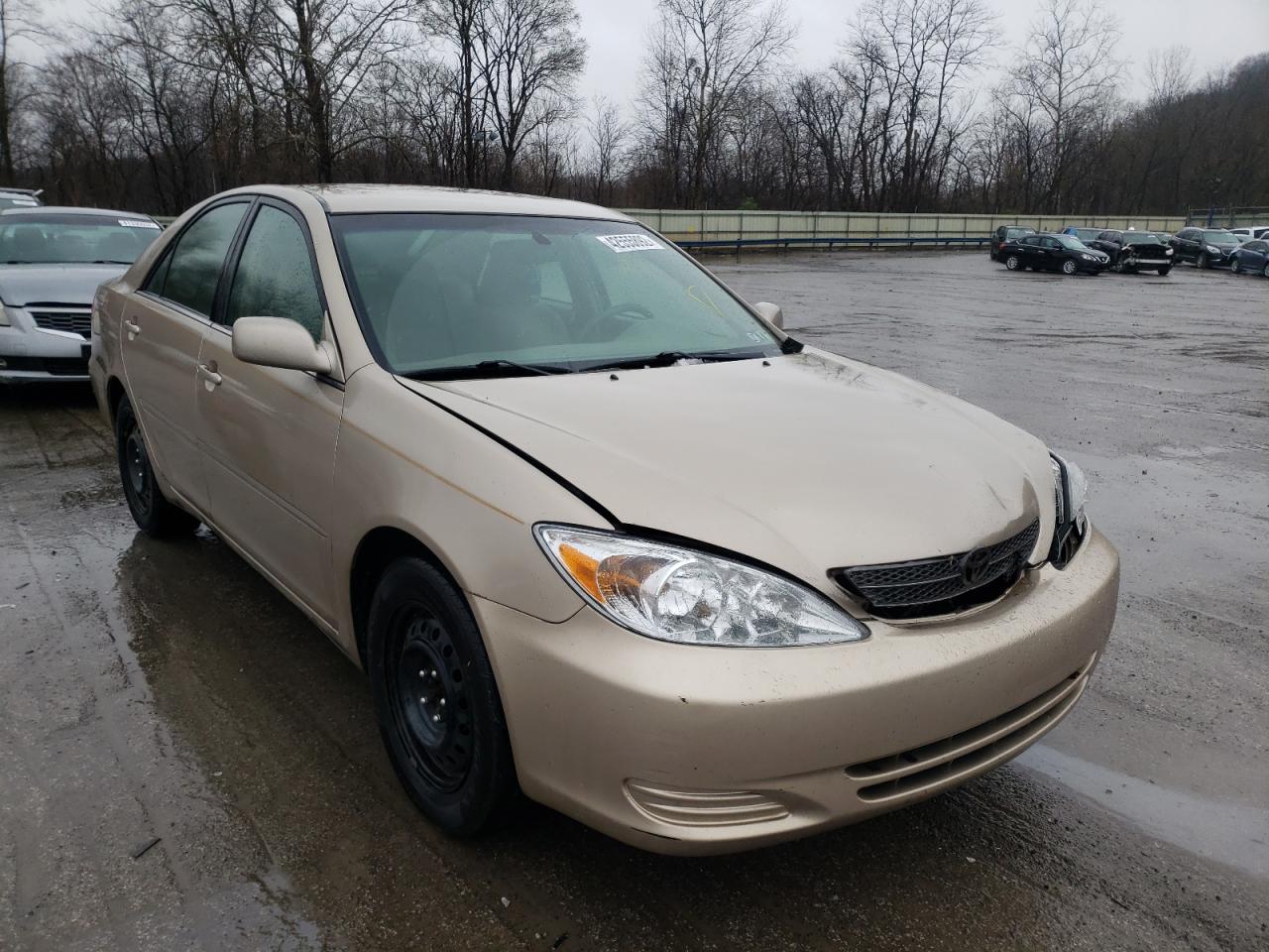 TOYOTA CAMRY LE 2002 with VIN 4T1BE32K92U606723 - Photo from auction