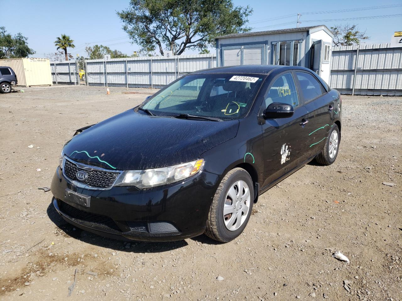 Фото 2 с аукциона – 2012 KIA FORTE EX с VIN KNAFU4A28C5590975