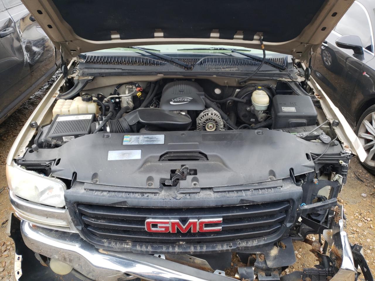 Фото 7 с аукциона – 2005 GMC NEW SIERRA с VIN 2GTEC13T651227469
