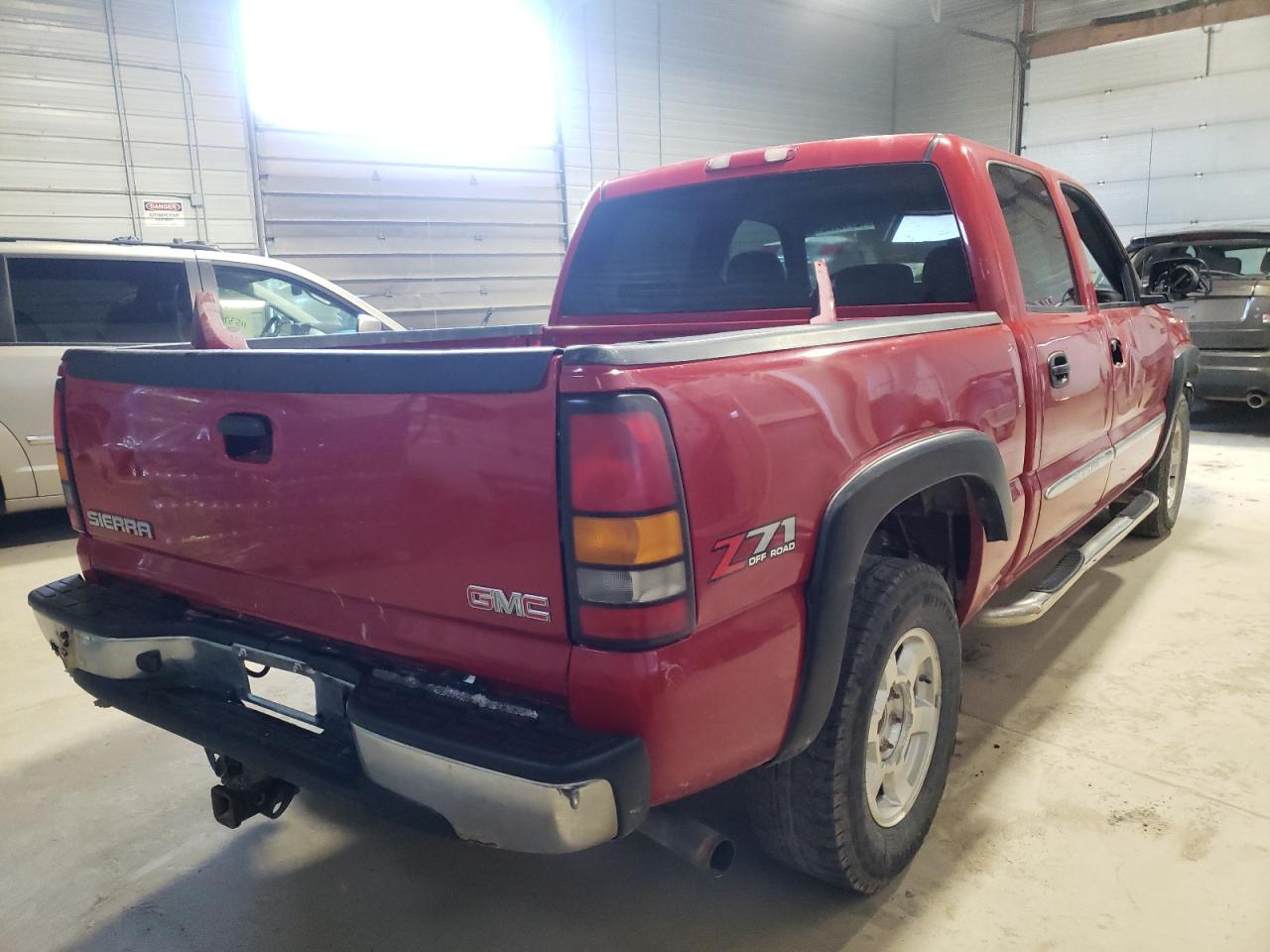 Photo 4 from auction – 2005 GMC NEW SIERRA with VIN 2GTEK13T151202790