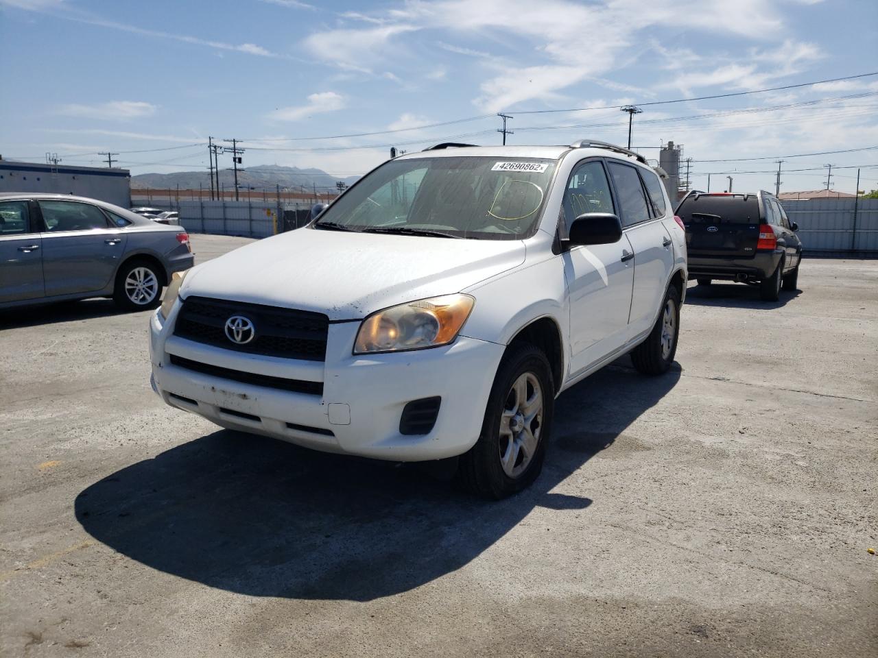Photo 2 from auction – 2010 TOYOTA RAV4 with VIN JTMBF4DV0AD026158