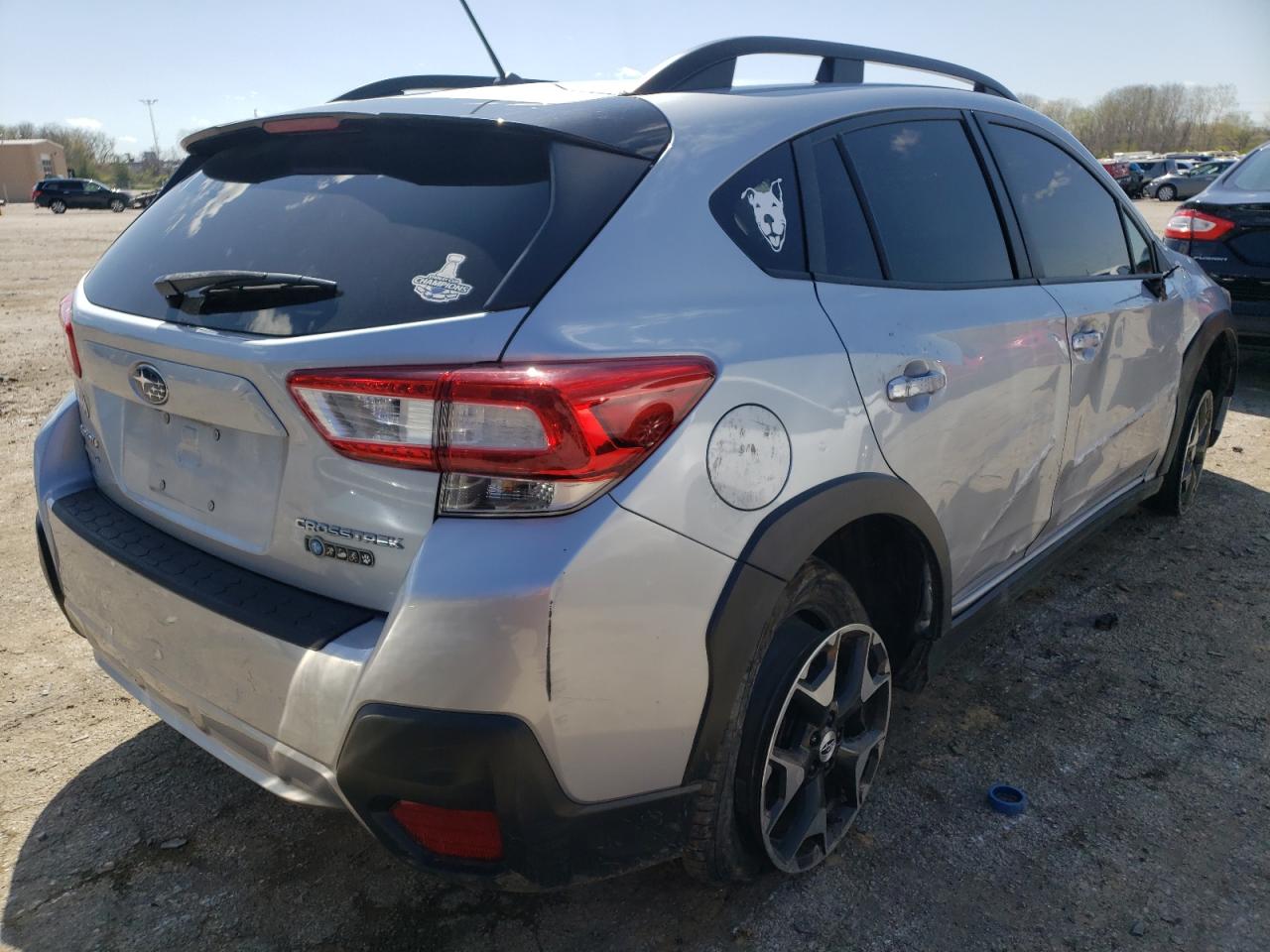 Photo 4 from auction – 2018 SUBARU CROSSTREK with VIN JF2GTAAC0JH257524