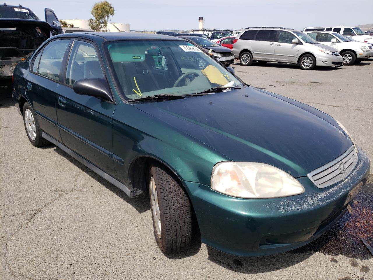 Photo 1 from auction – 2000 HONDA CIVIC BASE with VIN 2HGEJ6616YH556117