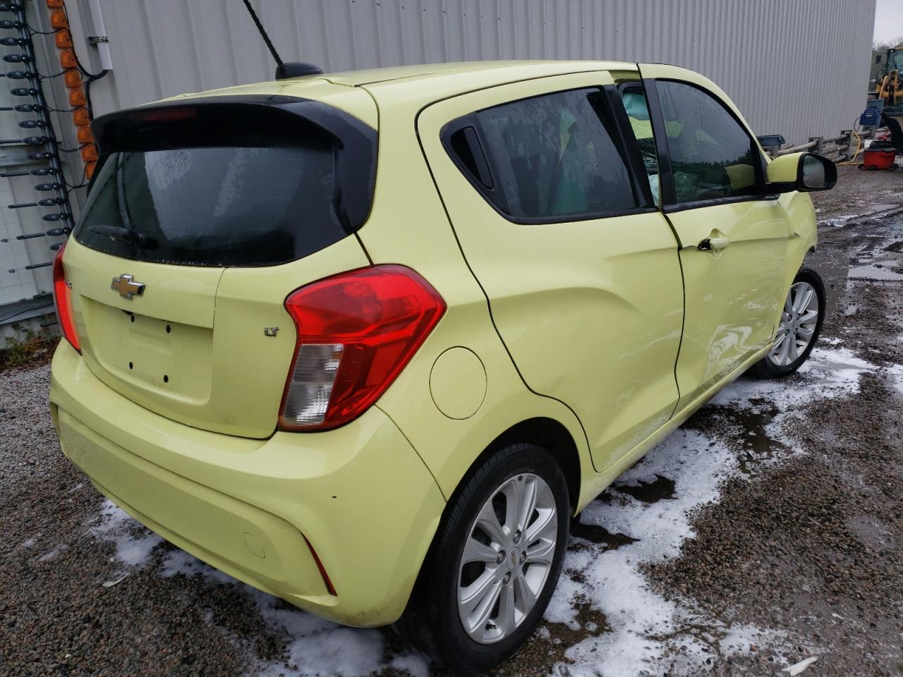 Photo 4 from auction – 2017 CHEVROLET SPARK 1LT with VIN KL8CD6SA0HC721545