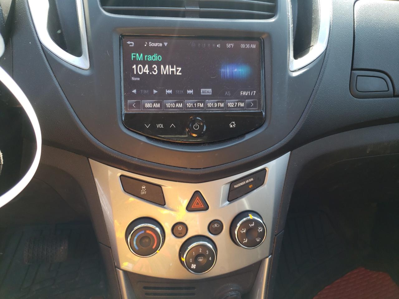 Photo 9 from auction – 2015 CHEVROLET TRAX 1LT with VIN KL7CJRSB5FB185864