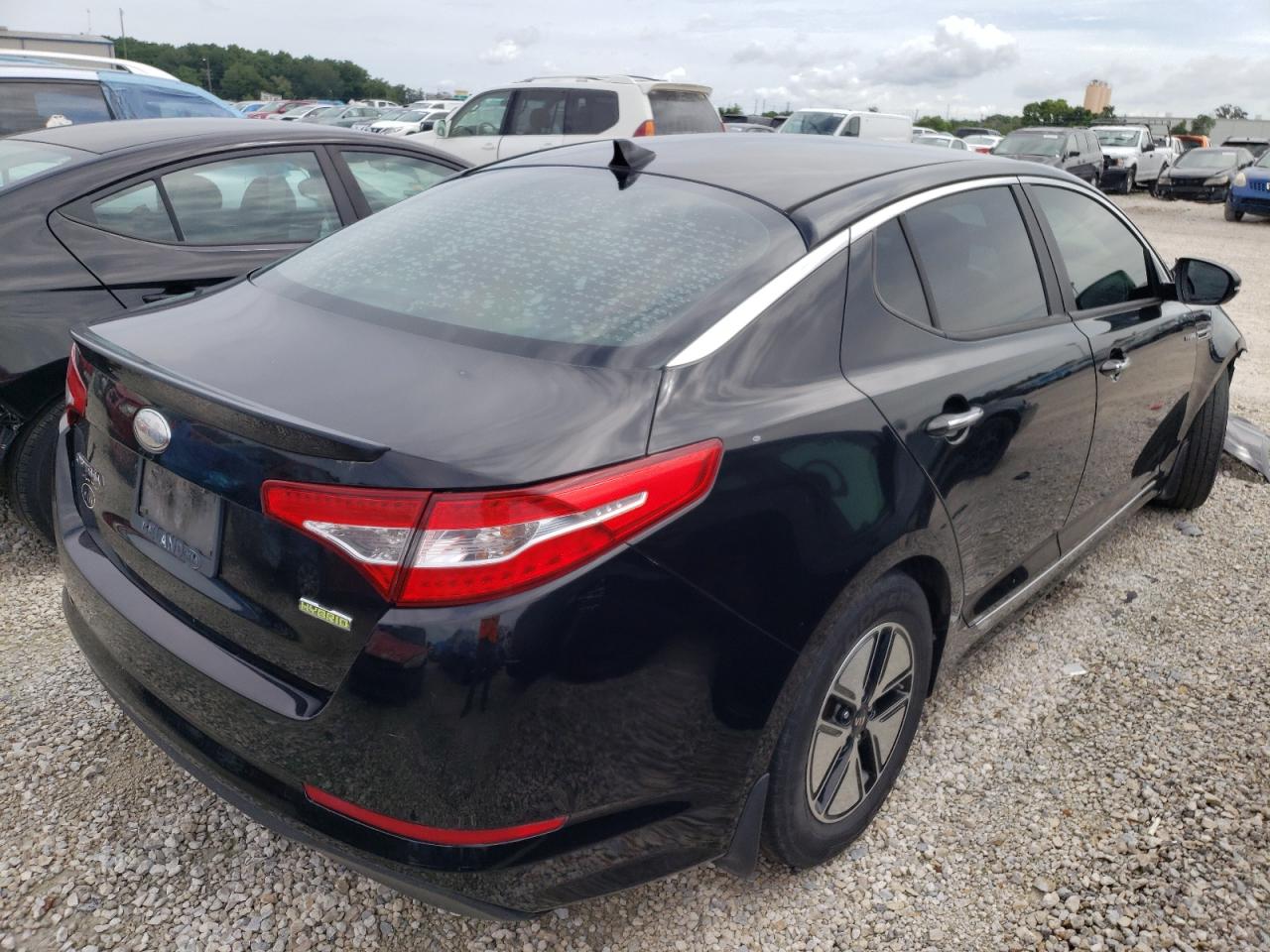 Foto 4 de la subasta – 2013 KIA OPTIMA HYB con VIN KNAGM4AD5D5043850