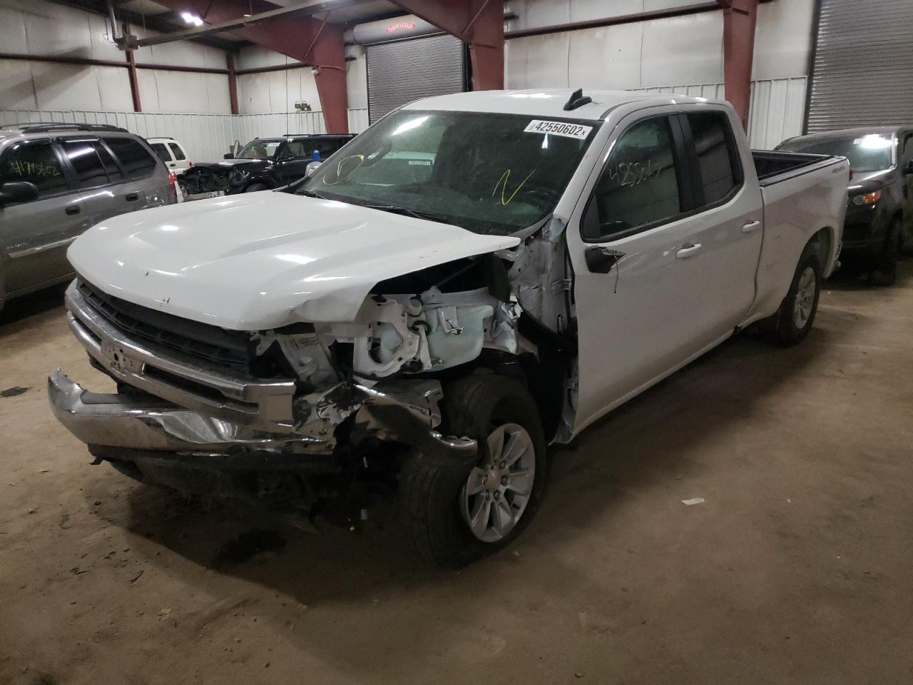 Photo 2 from auction – 2020 CHEVROLET SILVERADO with VIN 1GCRYDEDXLZ316203