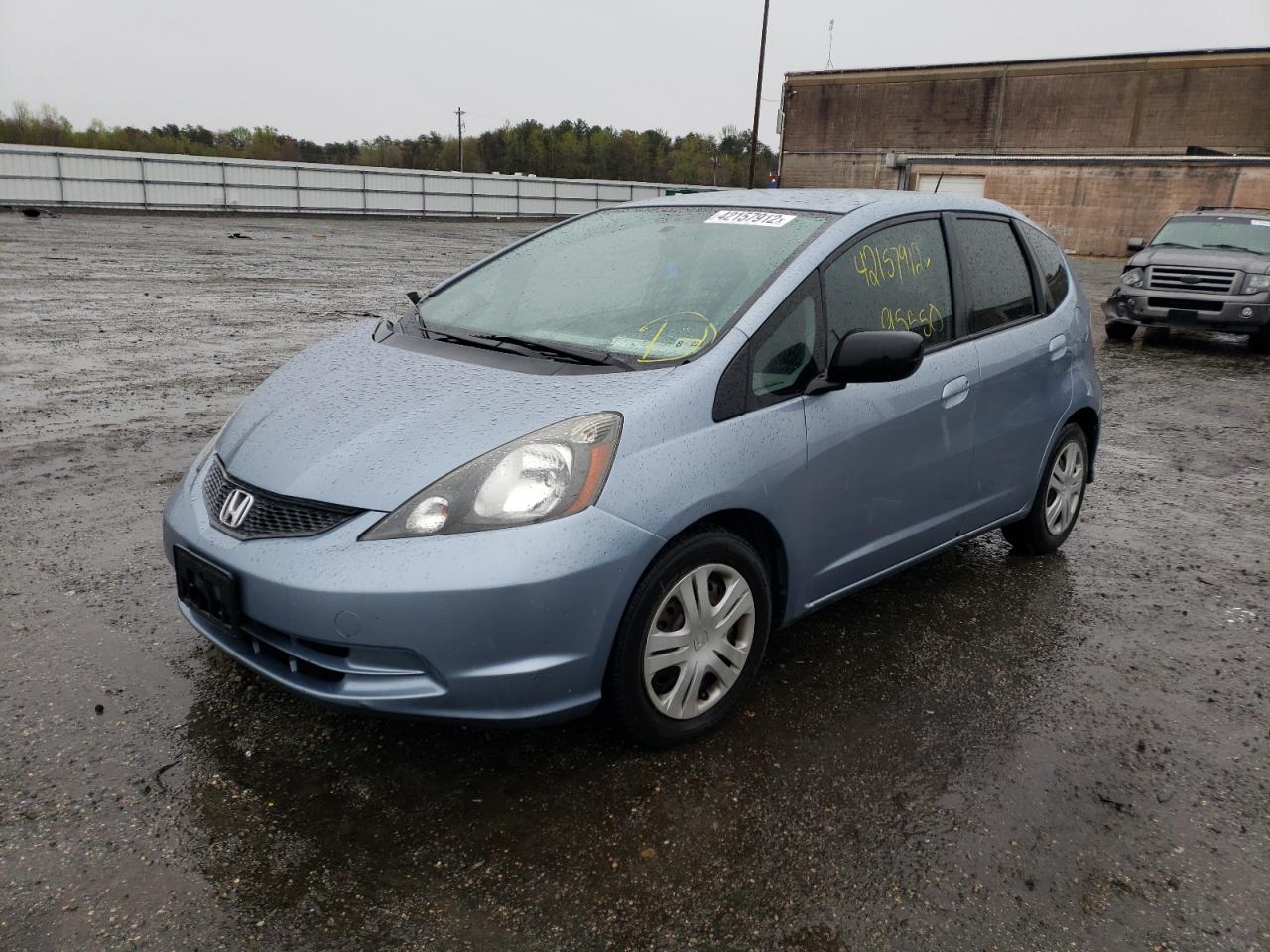 Photo 2 from auction – 2011 HONDA FIT with VIN JHMGE8H3XBC018910