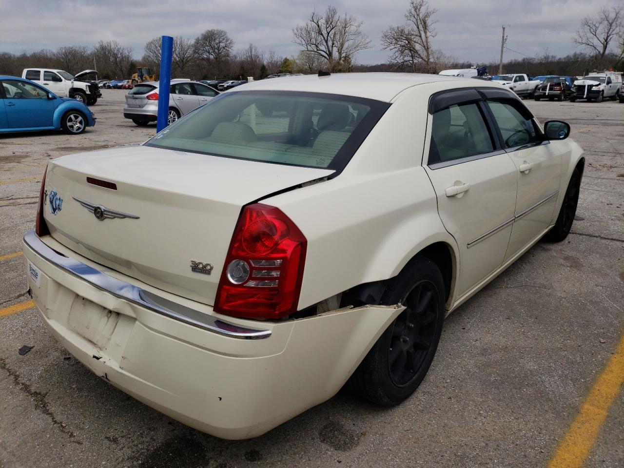 Photo 4 from auction – 2008 CHRYSLER 300 LIMITE with VIN 2C3KA33G78H172358
