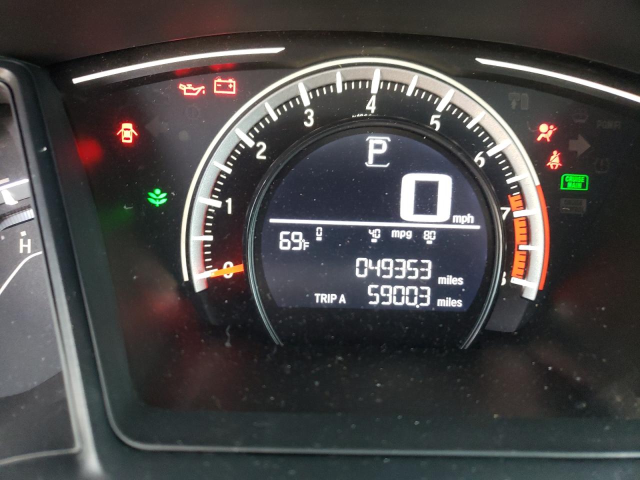 Photo 8 from auction – 2017 HONDA CIVIC LX with VIN 19XFC2F54HE069132