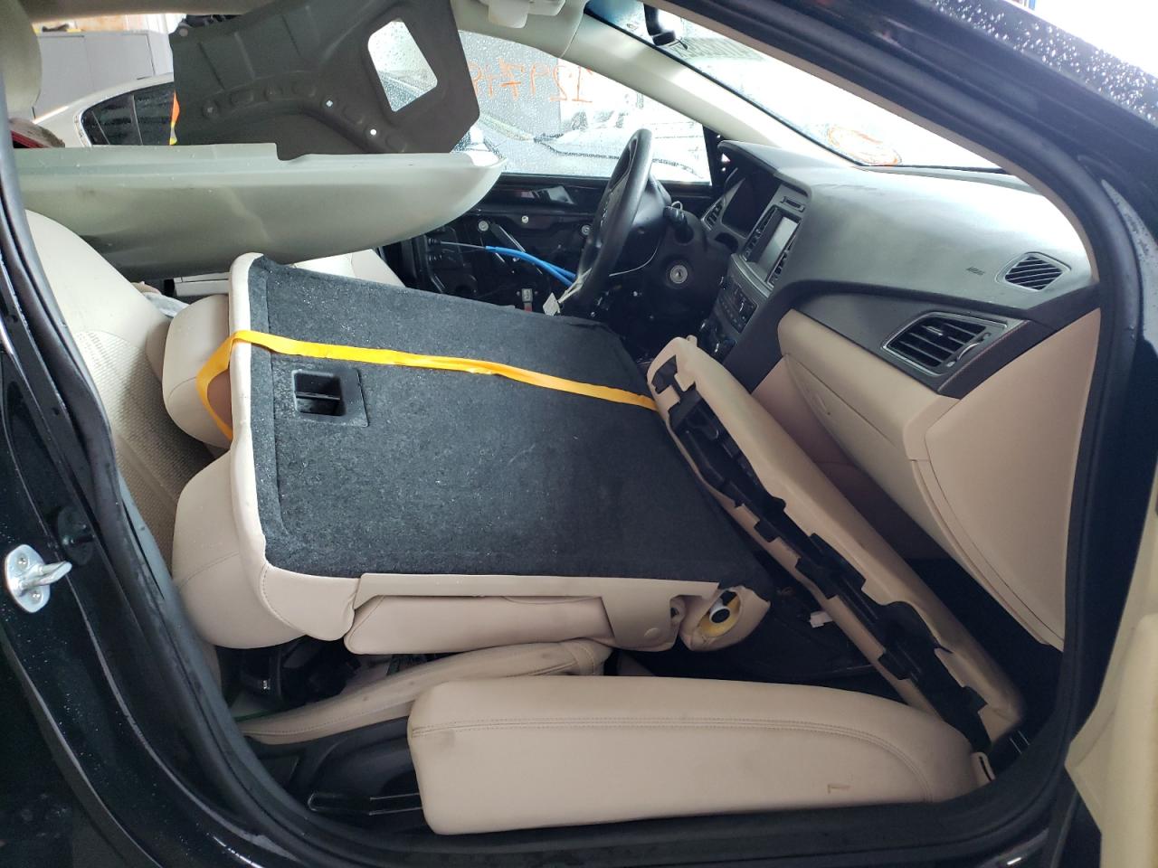 Photo 5 from auction – 2016 HYUNDAI SONATA SPO with VIN 5NPE34AF2GH423599