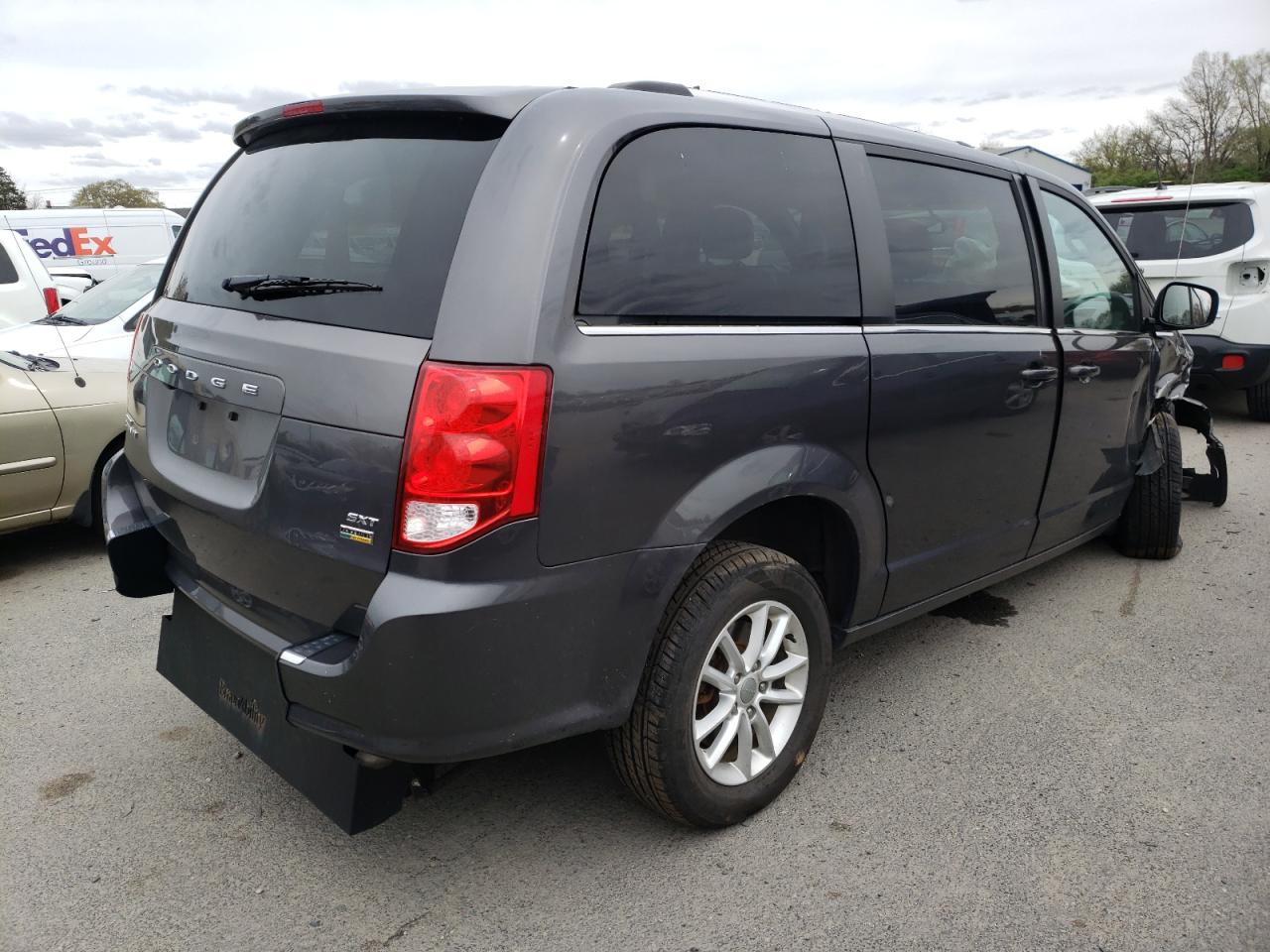Photo 4 from auction – 2018 DODGE GRAND CARA with VIN 2C4RDGCG1JR208778