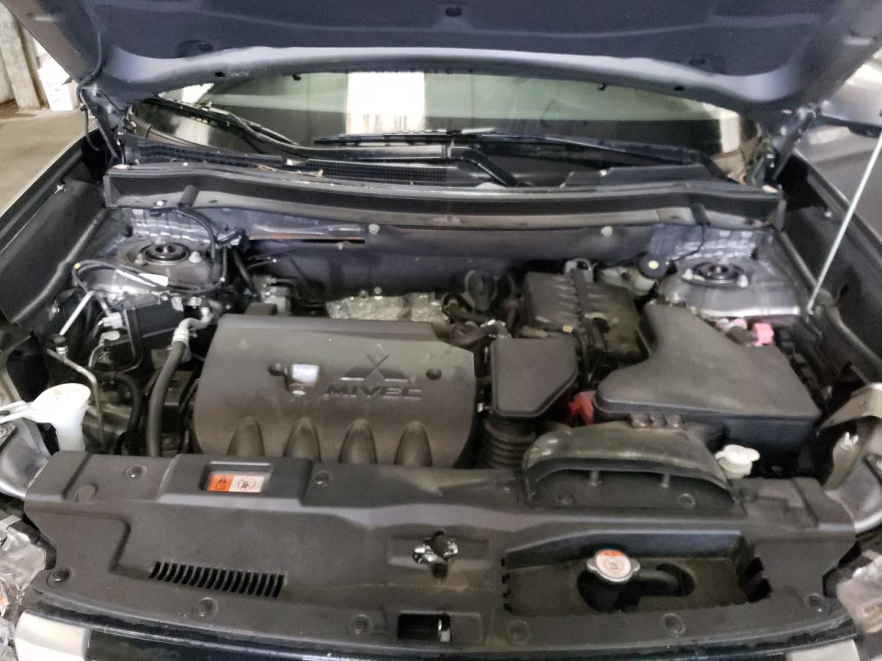Photo 7 from auction – 2019 MITSUBISHI OUTLANDER with VIN JA4AD3A33KZ020495
