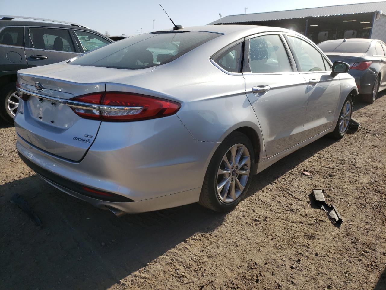 Photo 4 from auction – 2017 FORD FUSION SE with VIN 3FA6P0LU0HR314088