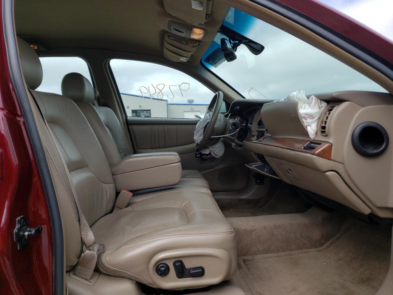 Photo 5 from auction – 2001 BUICK PARK AVENU with VIN 1G4CW54K414272299