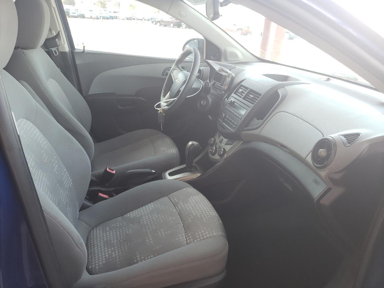 Photo 5 from auction – 2013 CHEVROLET SONIC LS with VIN 1G1JA5SH3D4132243