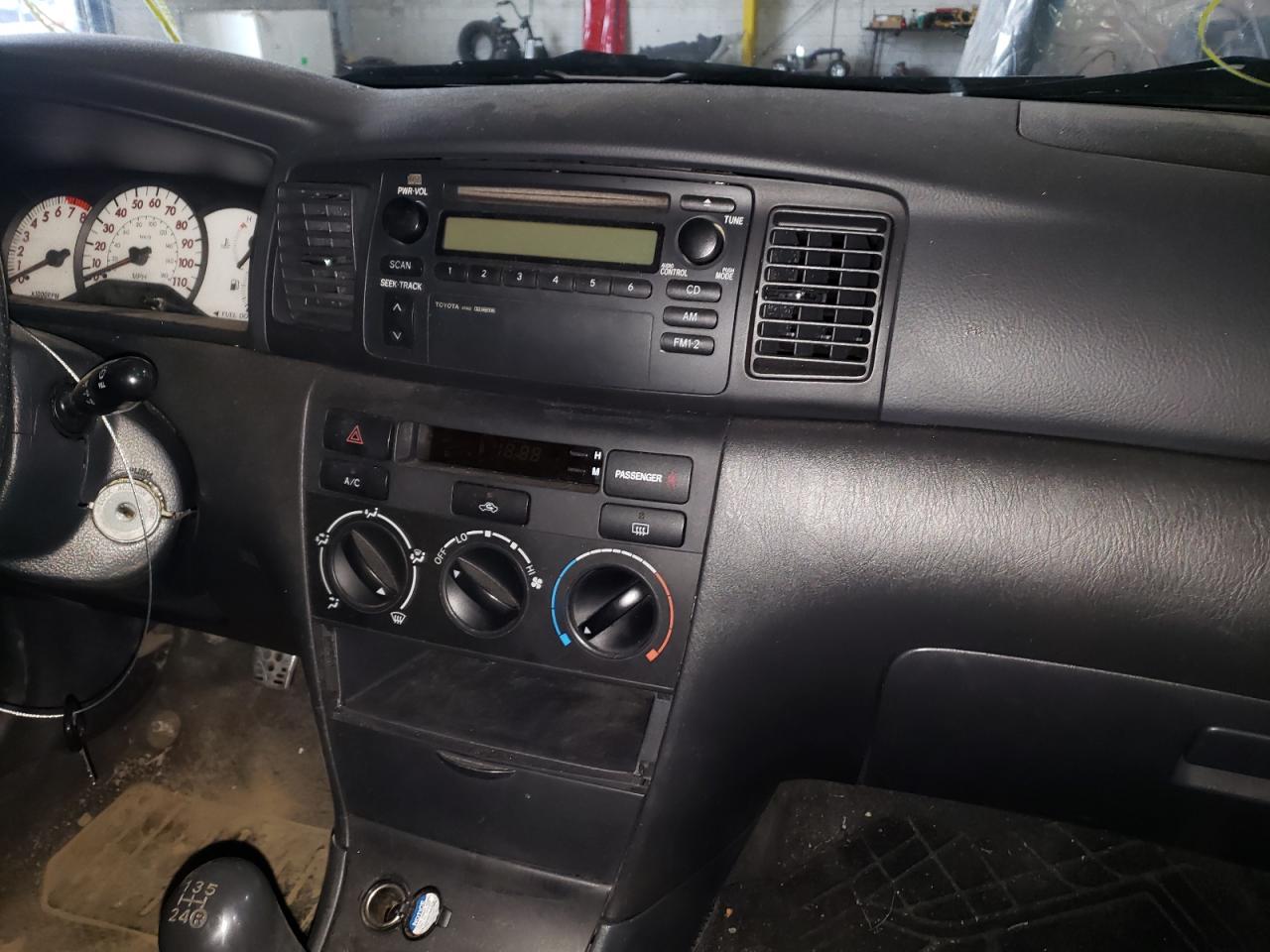 Photo 9 from auction – 2003 TOYOTA COROLLA CE with VIN 1NXBR38E93Z037671