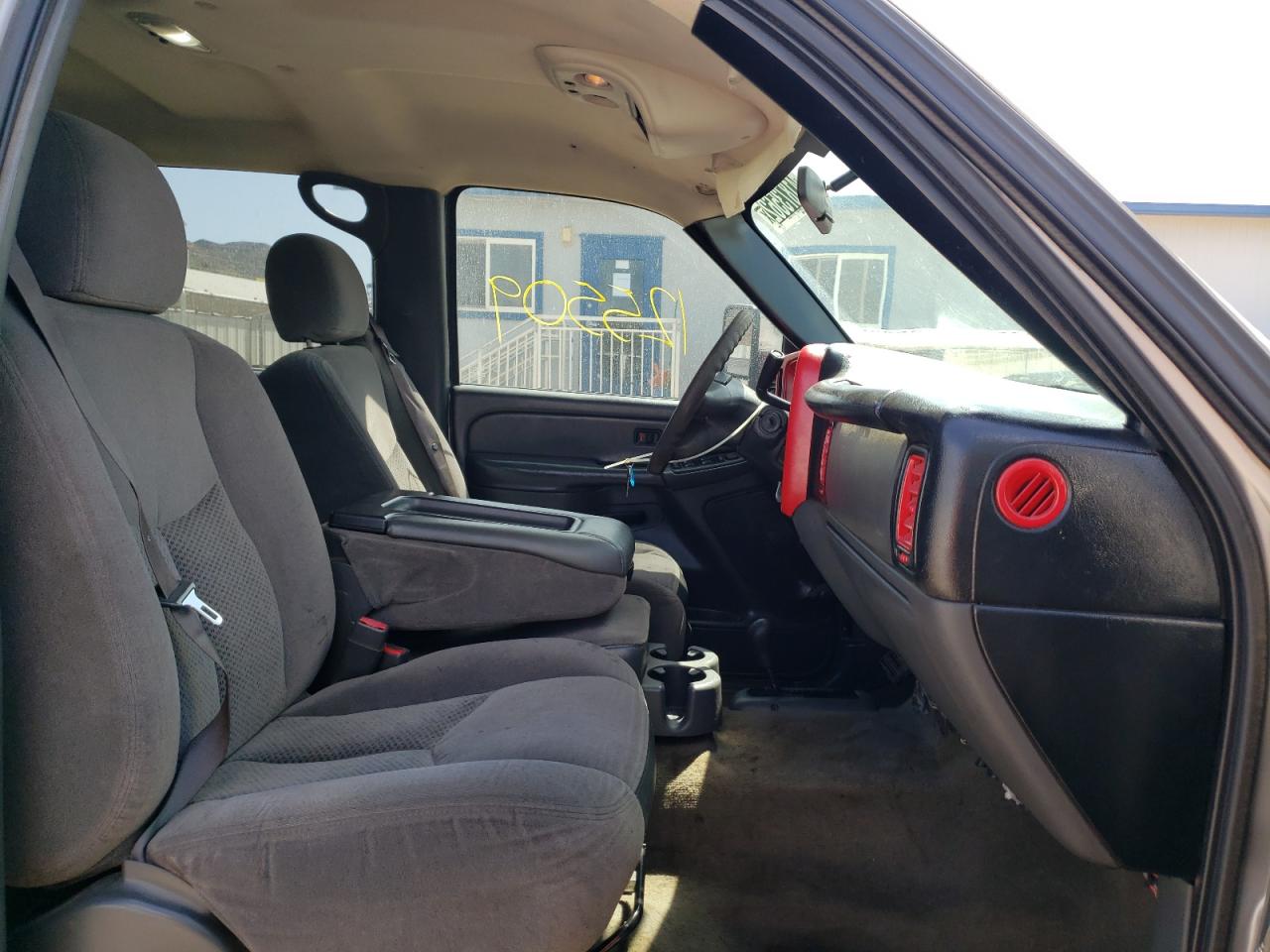 Photo 5 from auction – 2007 CHEVROLET SILVERADO with VIN 1GCHK23U47F154094