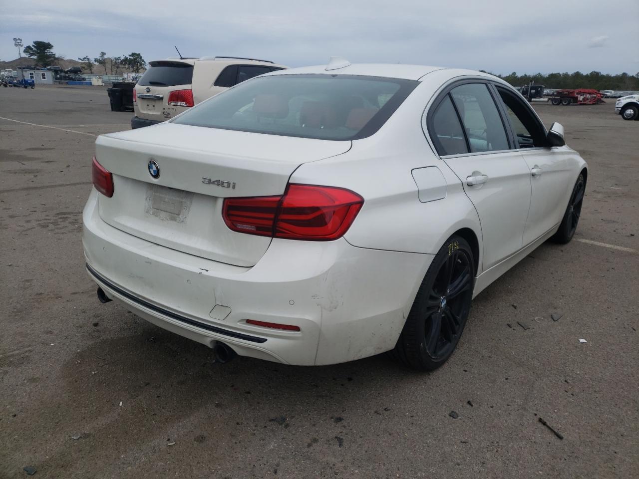 Photo 4 from auction – 2016 BMW 340I with VIN WBA8B3C52GK383375