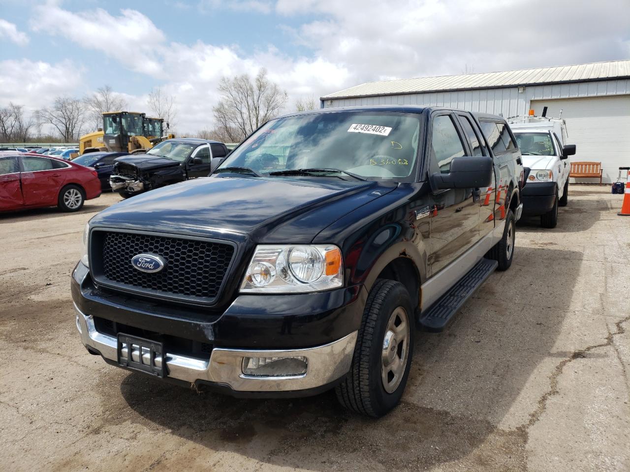 Photo 2 from auction – 2005 FORD F150 with VIN 1FTPX12545FB36063