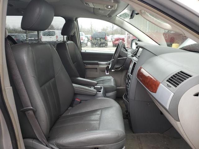 Photo 5 from auction – 2008 CHRYSLER TOWN & COU with VIN 2A8HR54P28R710797