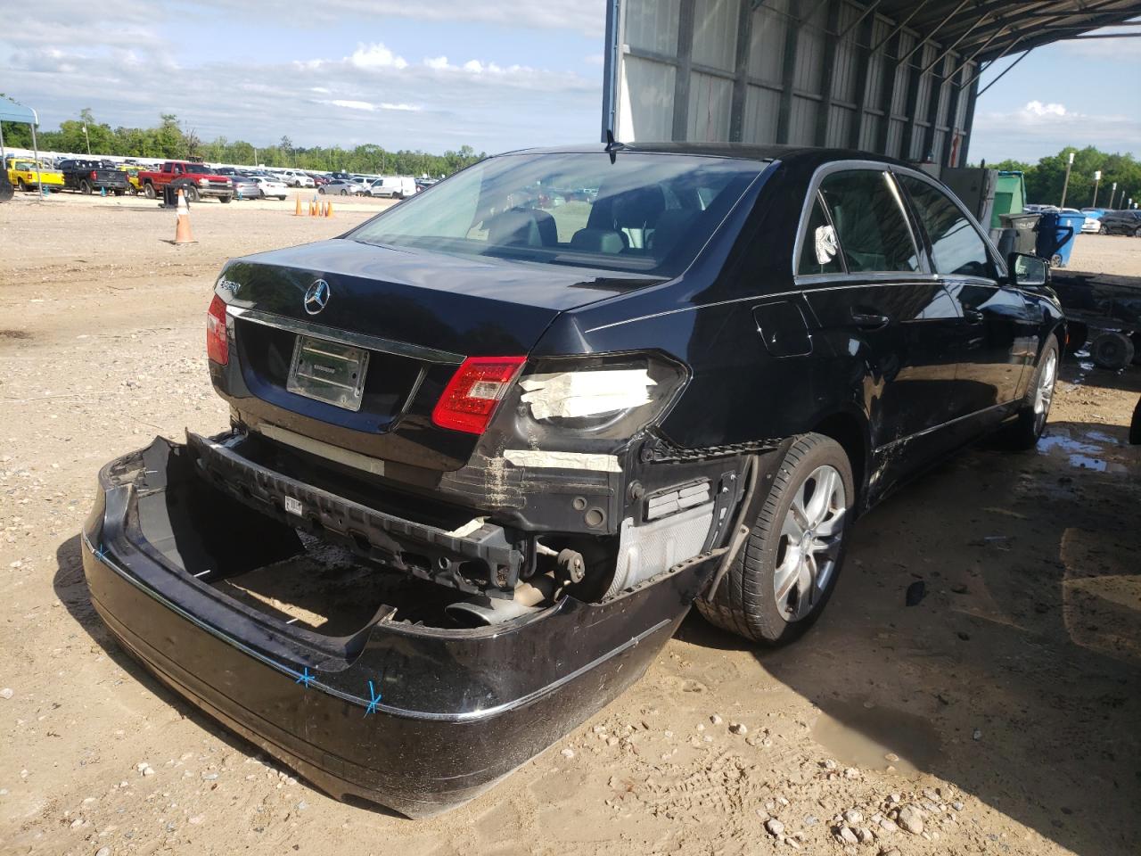 Photo 4 from auction – 2010 MERCEDES-BENZ E 350 with VIN WDDHF5GB2AA049529