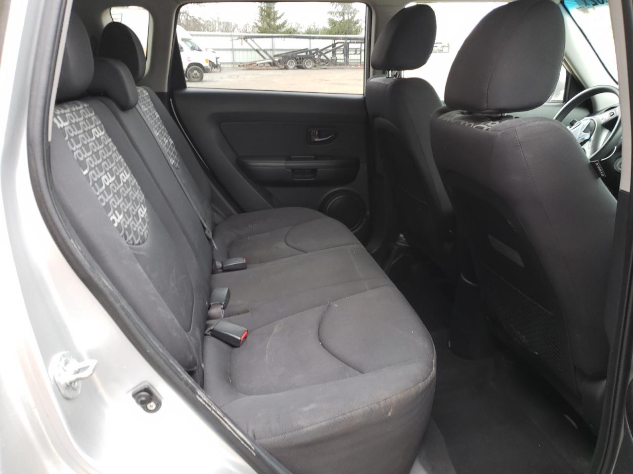 Photo 6 from auction – 2011 KIA SOUL + with VIN KNDJT2A29B7261161