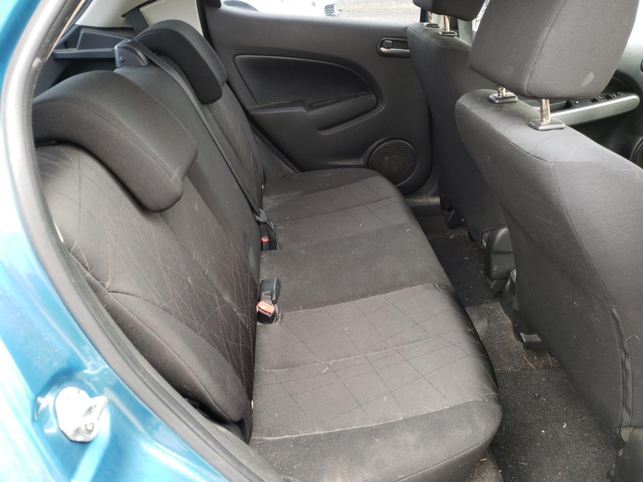 Photo 6 from auction – 2012 MAZDA MAZDA2 with VIN JM1DE1KY1C0149954