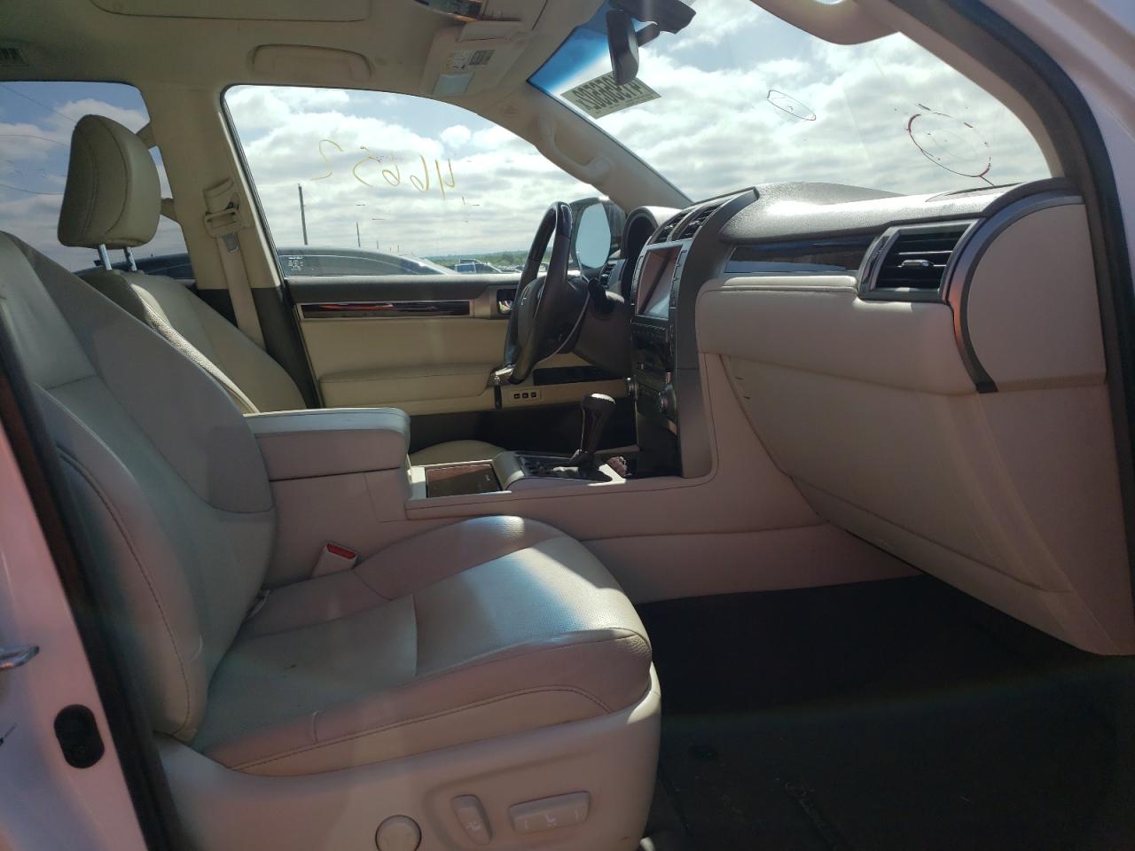 Photo 5 from auction – 2019 LEXUS GX 460 with VIN JTJBM7FX0K5238007