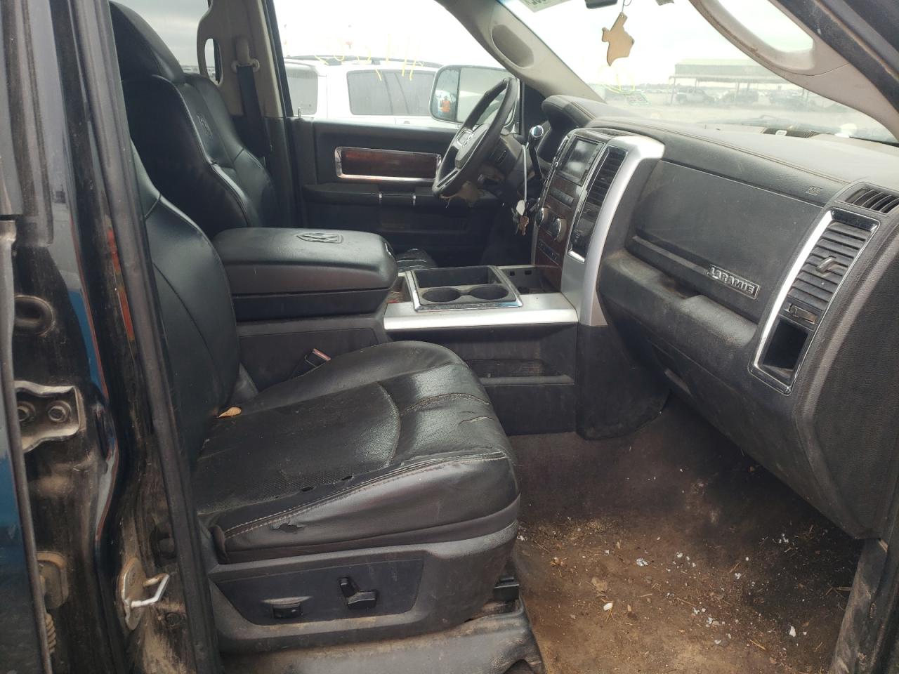 Photo 5 from auction – 2010 DODGE RAM 3500 with VIN 3D73Y4CL0AG164631