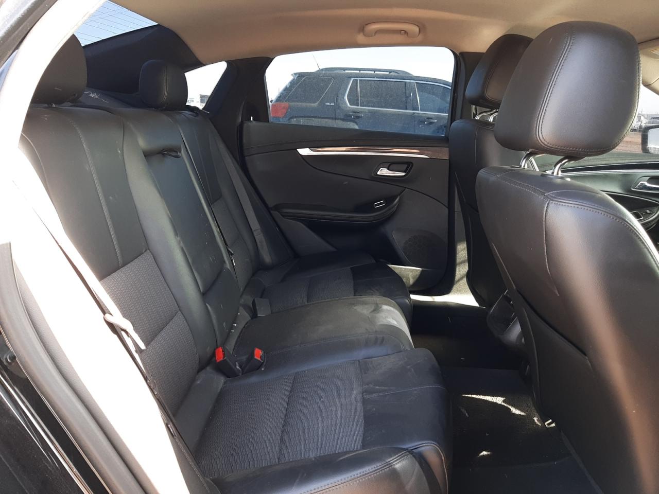 Photo 6 from auction – 2017 CHEVROLET IMPALA LT with VIN 2G1105S33H9157699