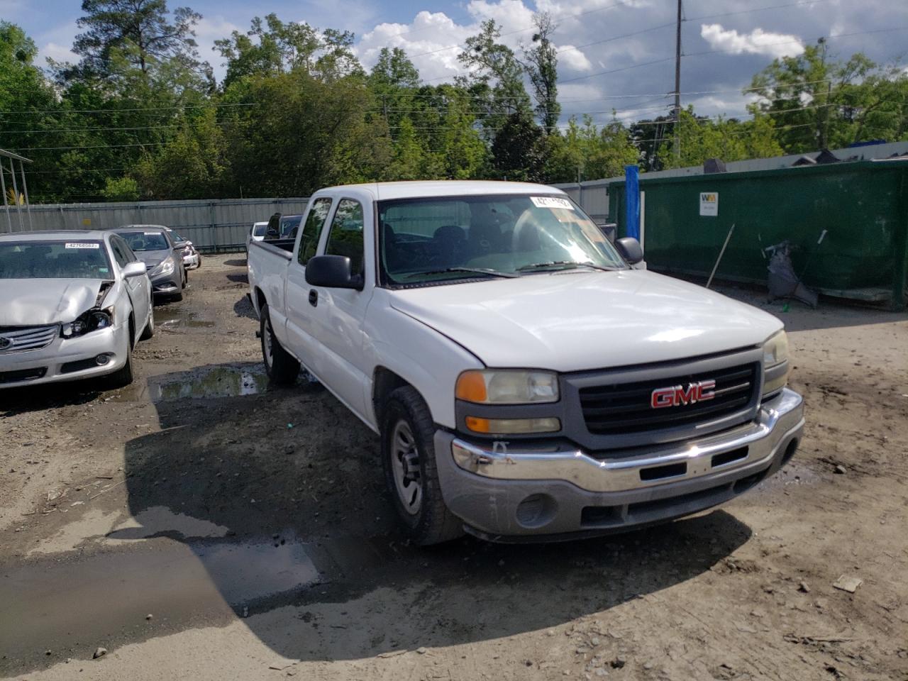 GMC NEW SIERRA 2005 with VIN 1GTEC19VX5Z208620 - Photo from auction
