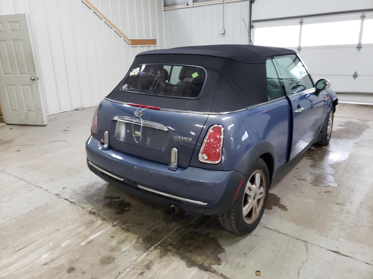 Photo 4 from auction – 2006 MINI COOPER with VIN WMWRF33576TG15845