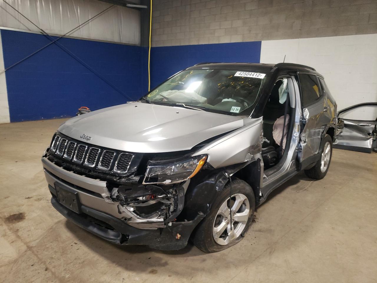 Photo 14 from auction – 2020 JEEP COMPASS LA with VIN 3C4NJDBB3LT128054