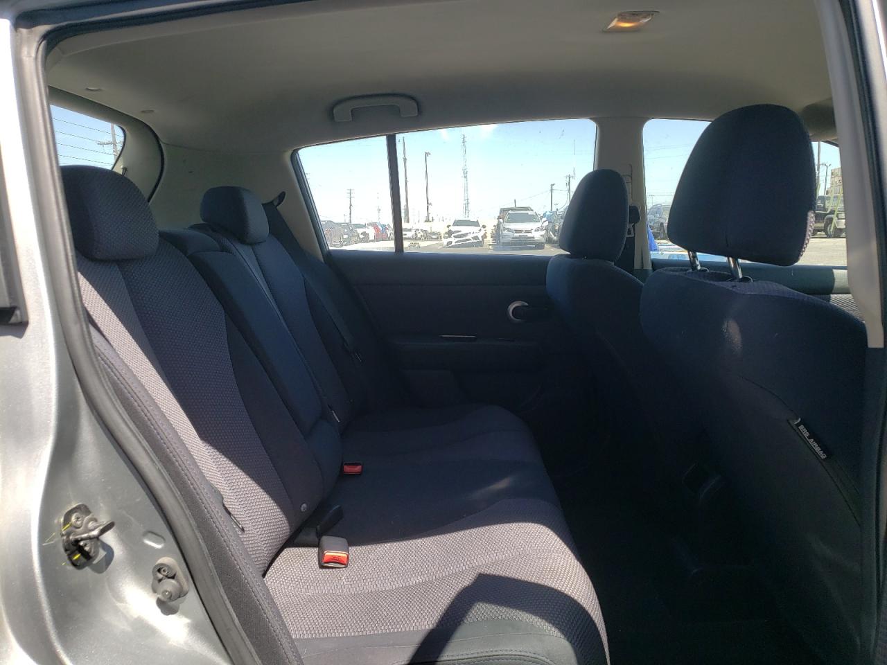 Photo 6 from auction – 2009 NISSAN VERSA S with VIN 3N1BC13E19L410211