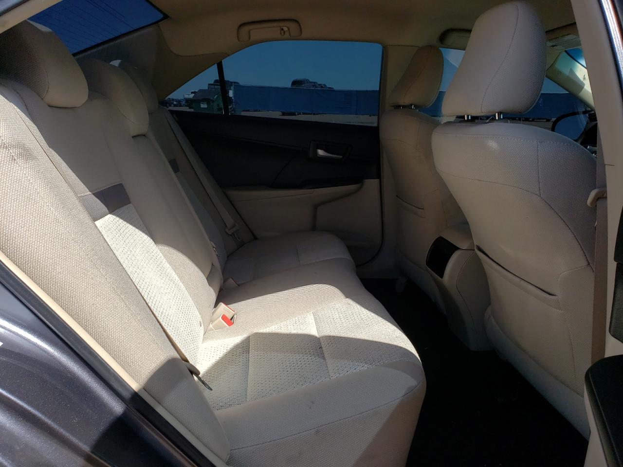 Photo 6 from auction – 2014 TOYOTA CAMRY L with VIN 4T1BF1FK1EU442092