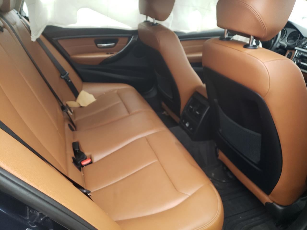 Photo 6 from auction – 2015 BMW 328 XI with VIN WBA3G7C55FK297432