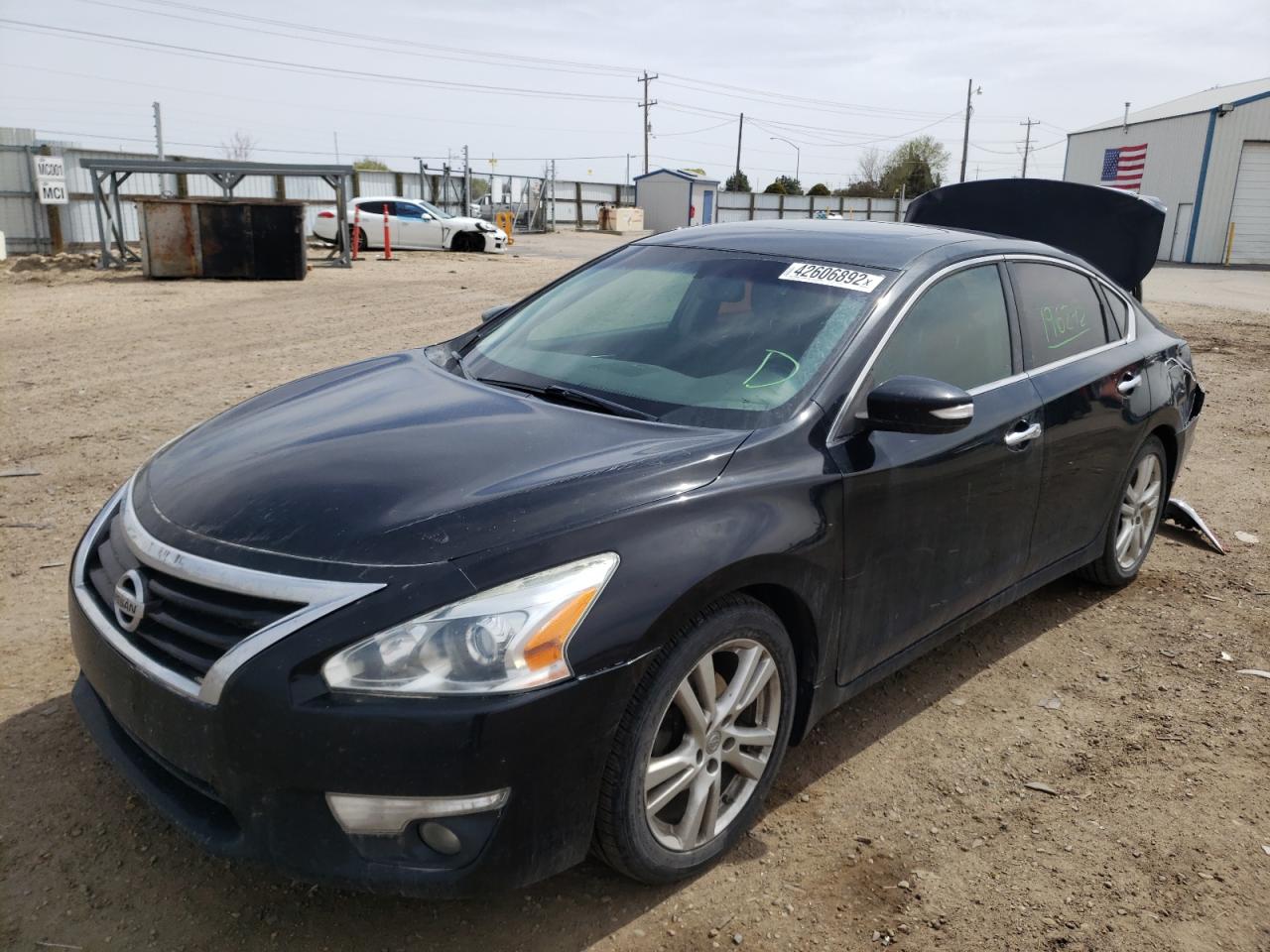 Photo 2 from auction – 2013 NISSAN ALTIMA 3.5 with VIN 1N4BL3AP3DN415857