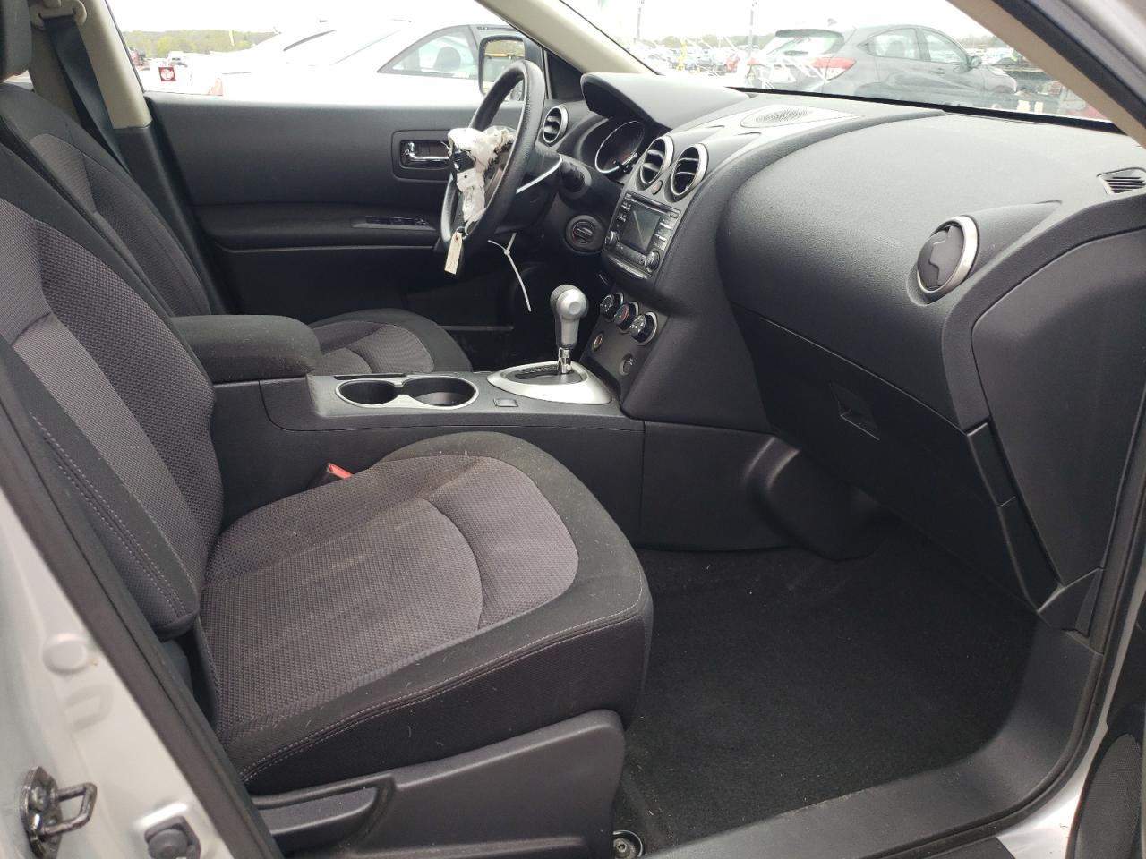Photo 5 from auction – 2012 NISSAN ROGUE S with VIN JN8AS5MT3CW610934