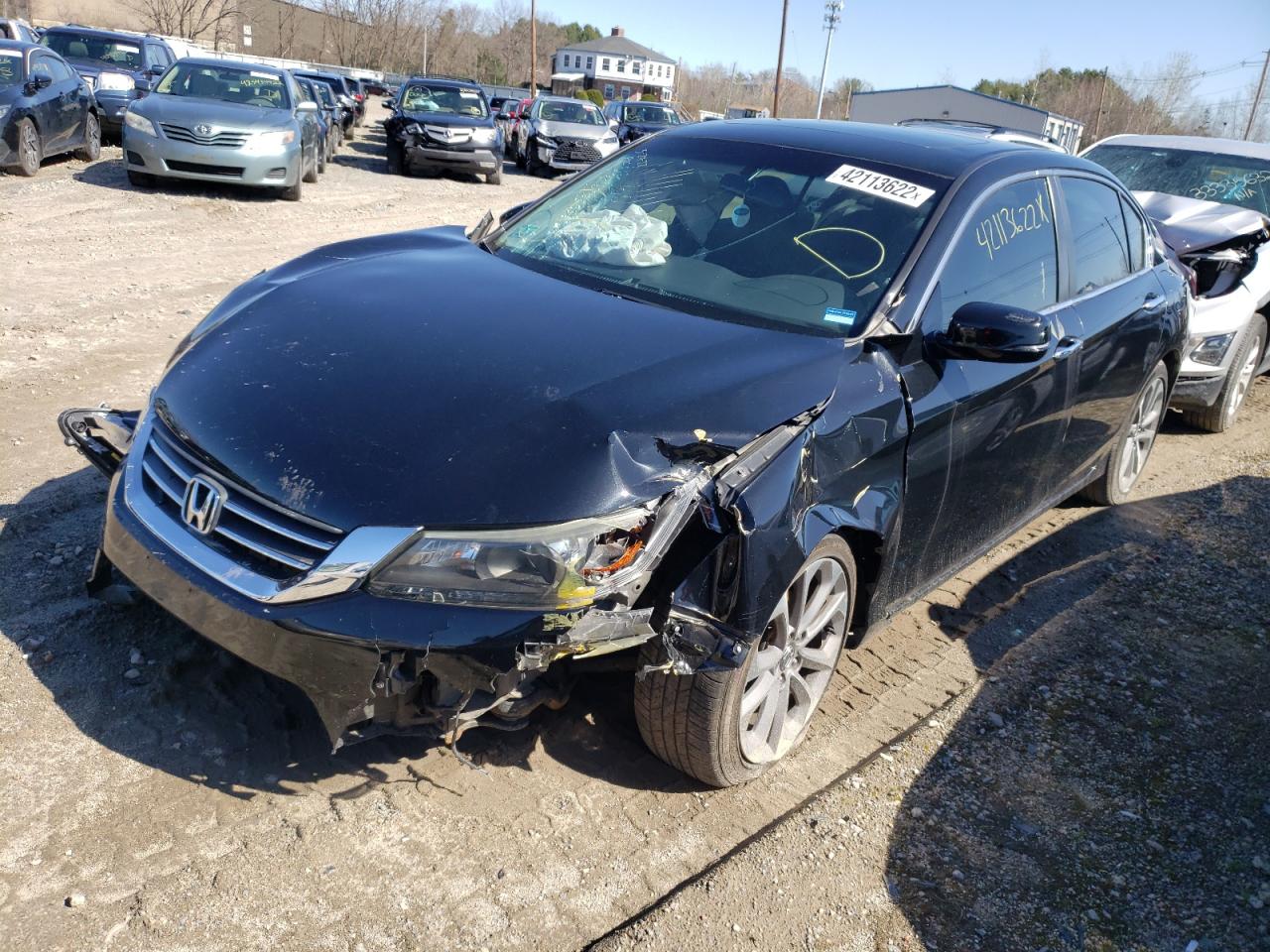 Photo 2 from auction – 2013 HONDA ACCORD EX with VIN 1HGCR2F70DA228911