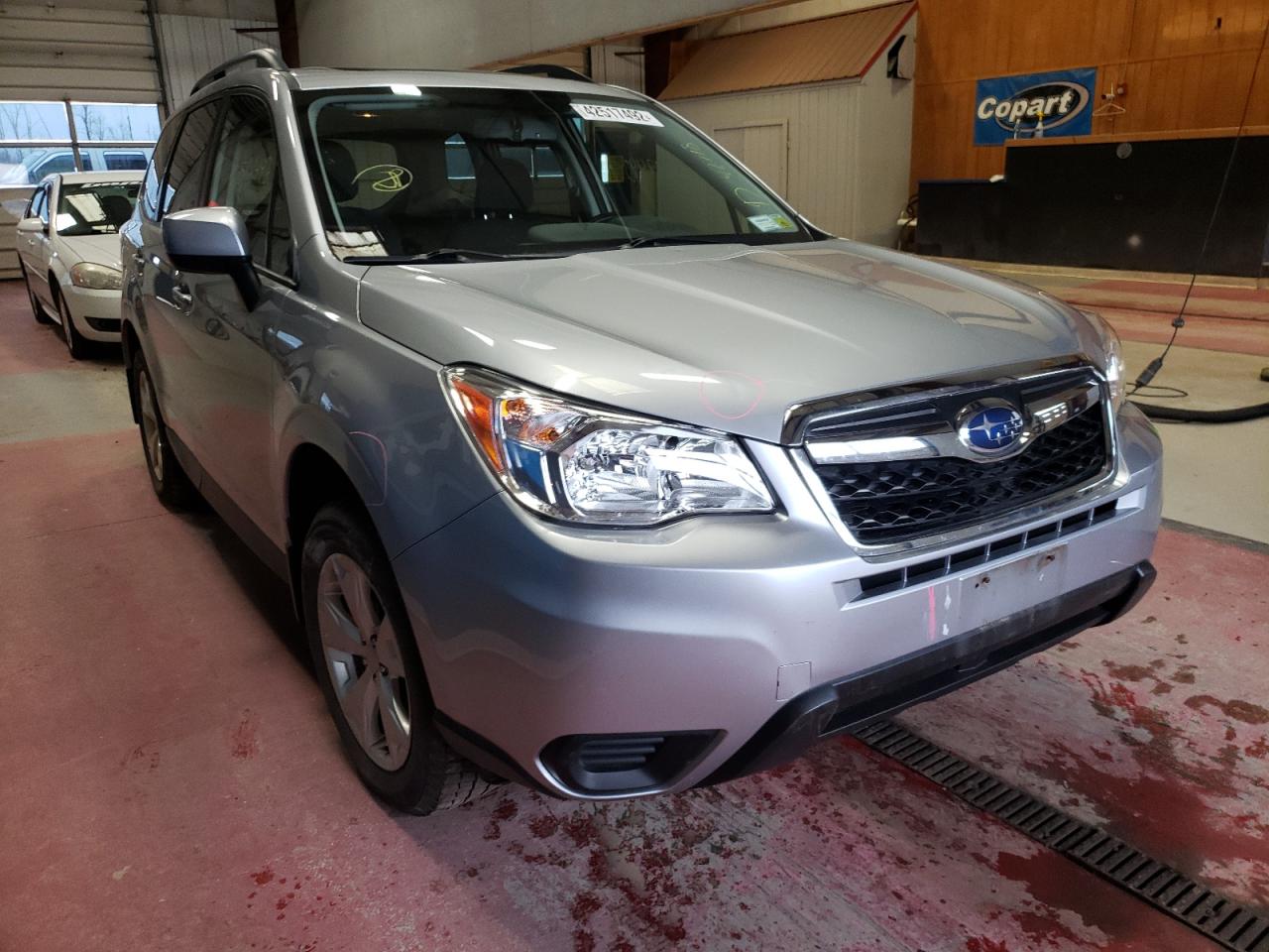 SUBARU FORESTER 2 2016 with VIN JF2SJADC7GG524930 - Photo from auction