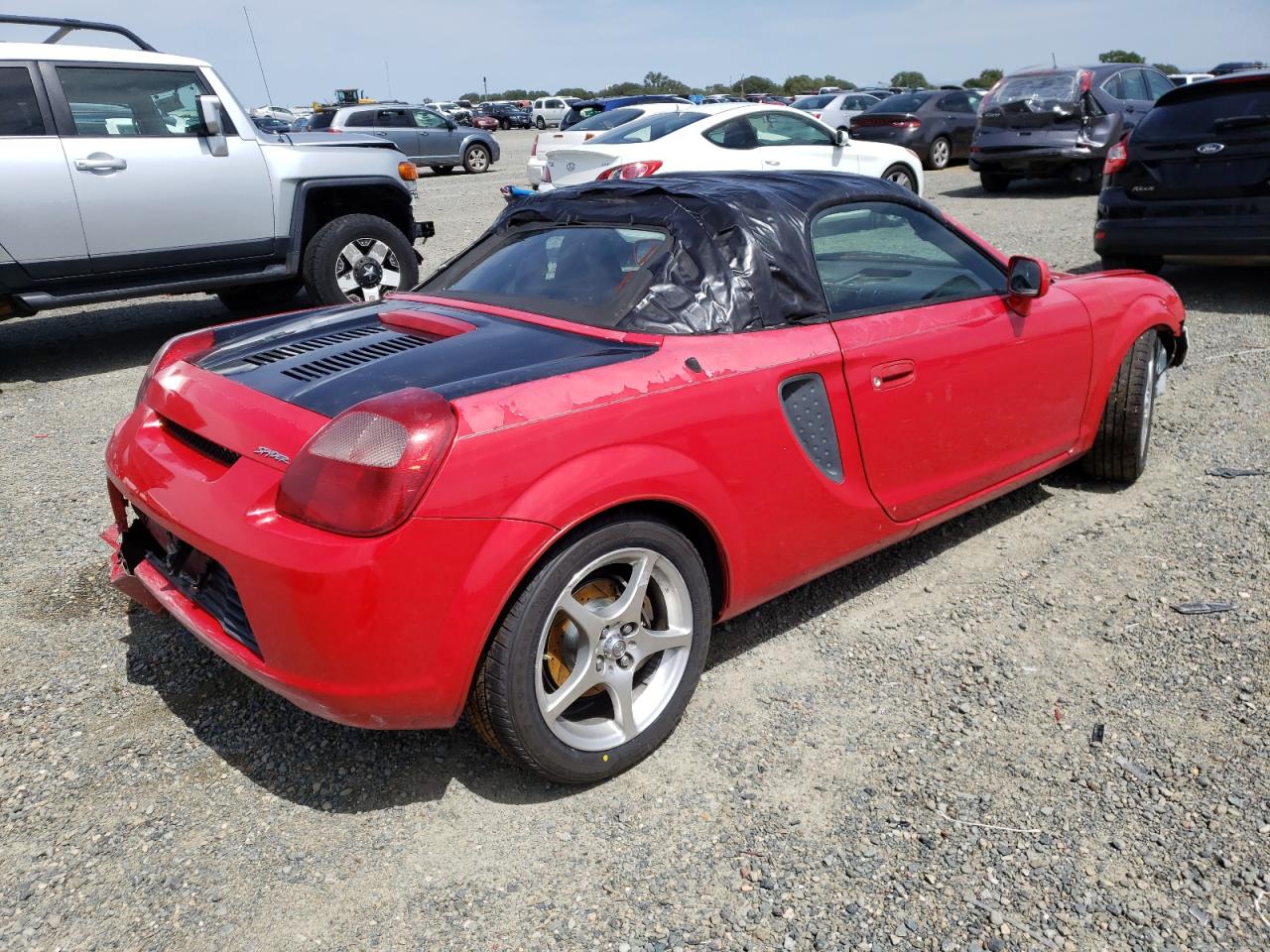Photo 4 from auction – 2000 TOYOTA MR2 SPYDER with VIN JTDFR3207Y0014925
