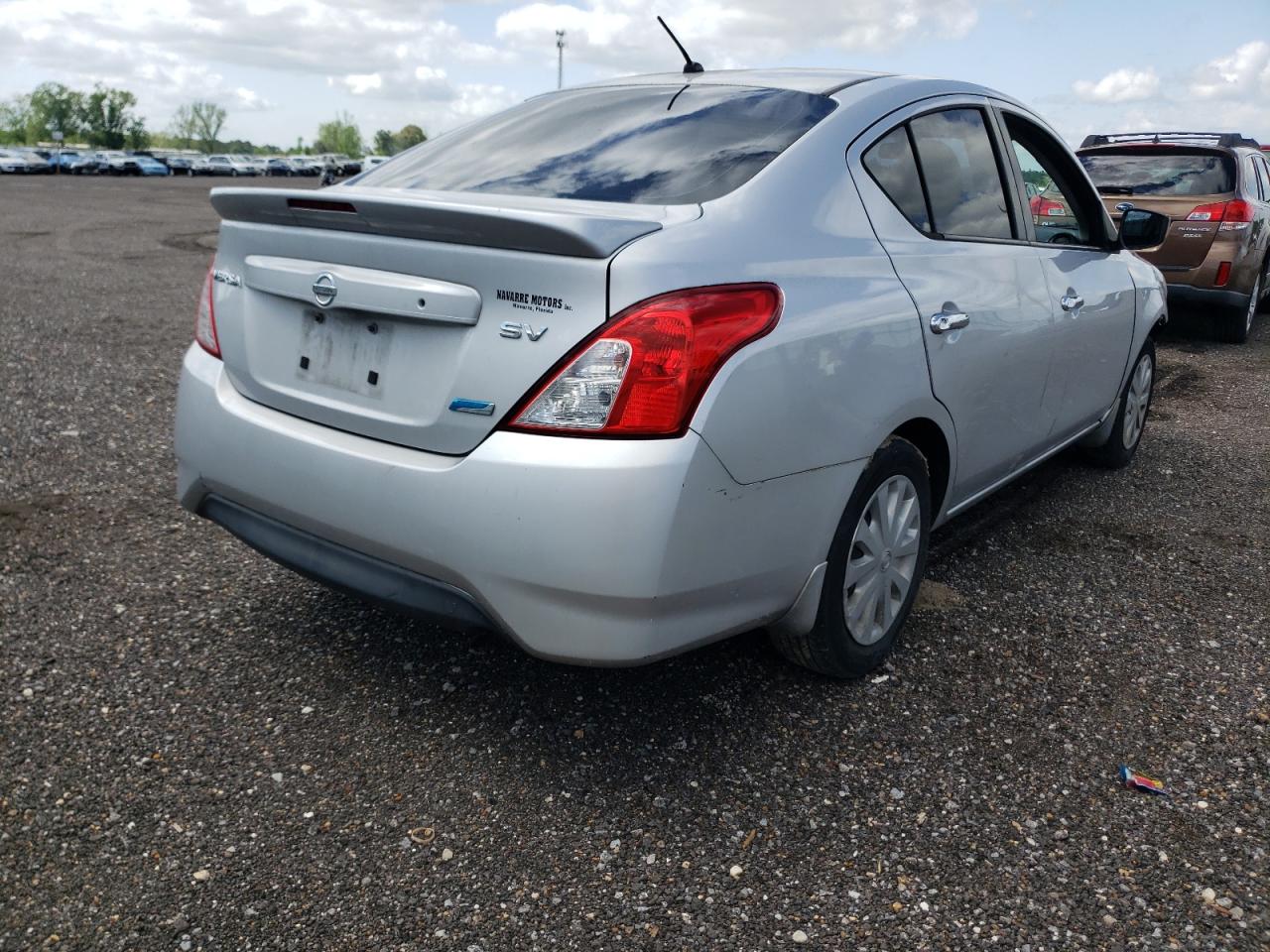Photo 4 from auction – 2015 NISSAN VERSA S with VIN 3N1CN7AP2FL842436