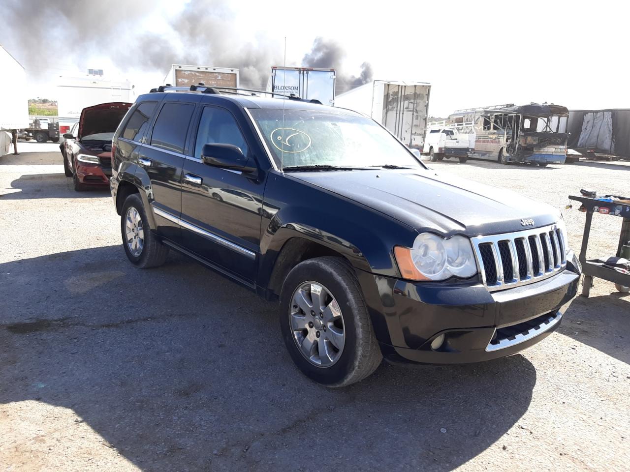 JEEP GRAND CHER 2008 with VIN 1J8HR68208C245787 - Photo from auction